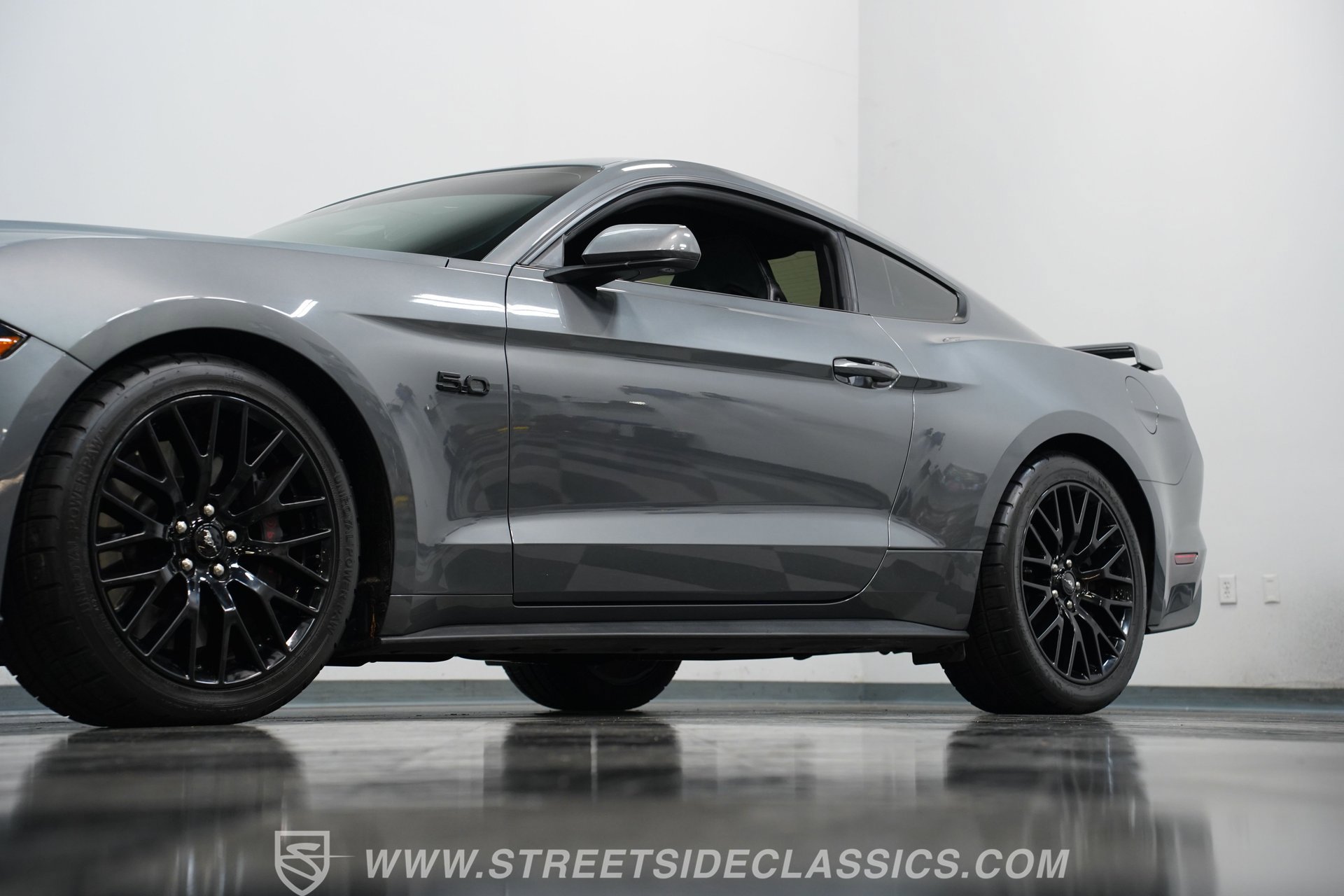 Used 2022 Ford Mustang GT Premium w/ GT Performance Package image 21