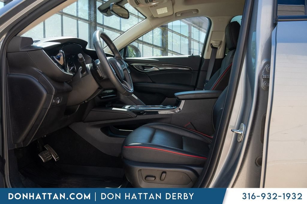 Used 2023 Buick Envision Essence w/ Sport Touring Package AWD/4WD image 3