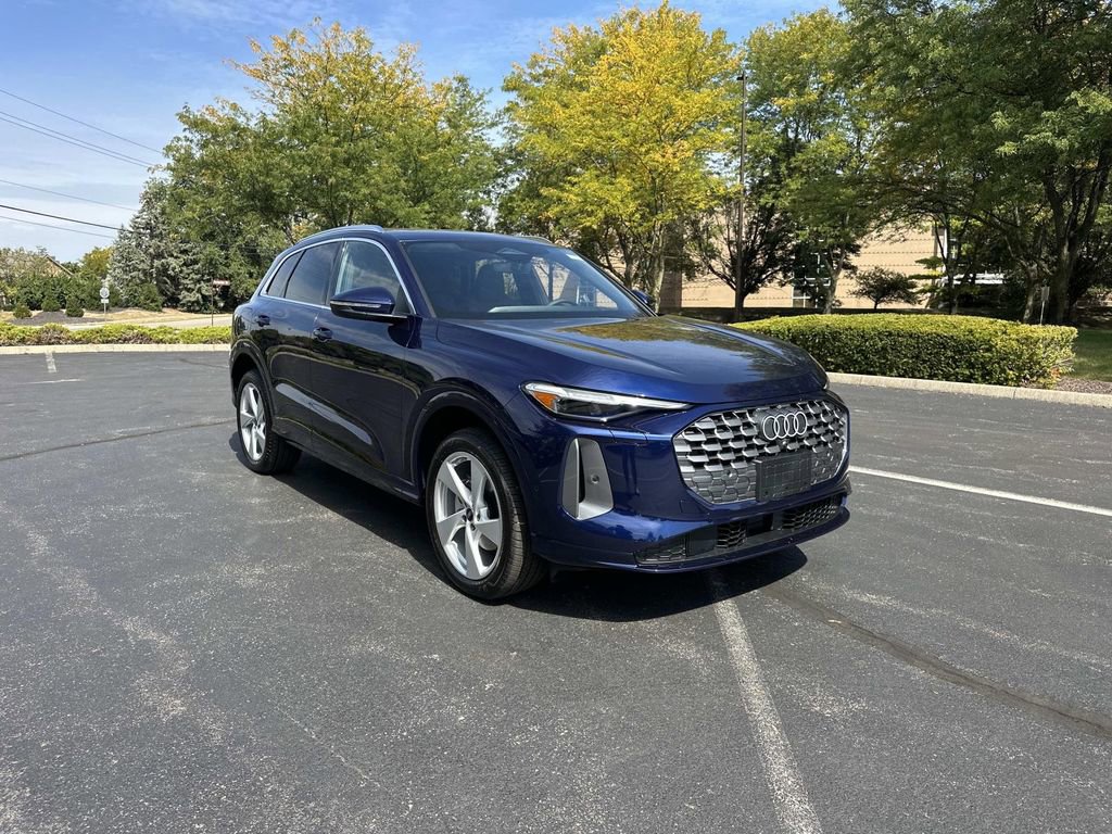 New 2025 Audi Q5 Premium Plus