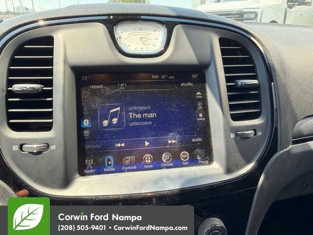 Used 2016 Chrysler 300 S w/ 300S Premium Group AWD/4WD image 8