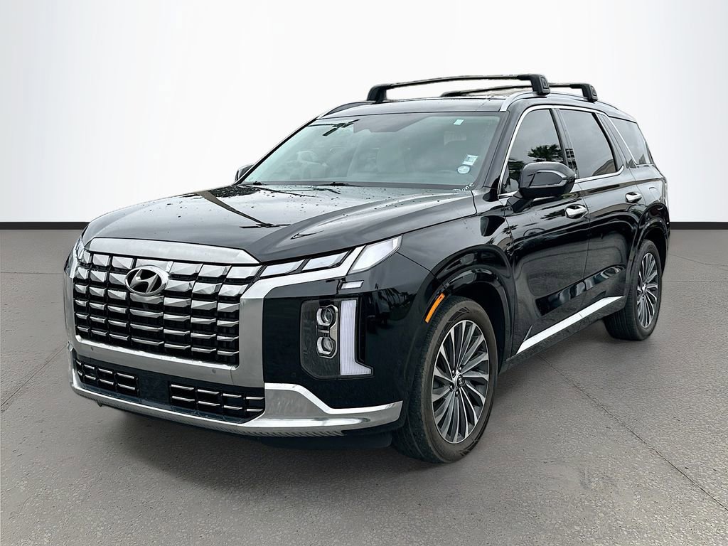 Used 2024 Hyundai Palisade Calligraphy image 3