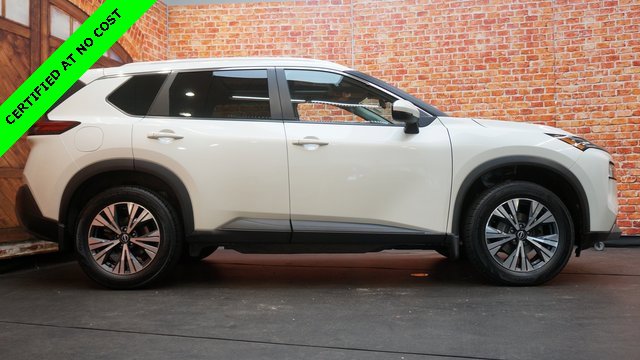 Used 2022 Nissan Rogue SV w/ SV Premium Package image 8