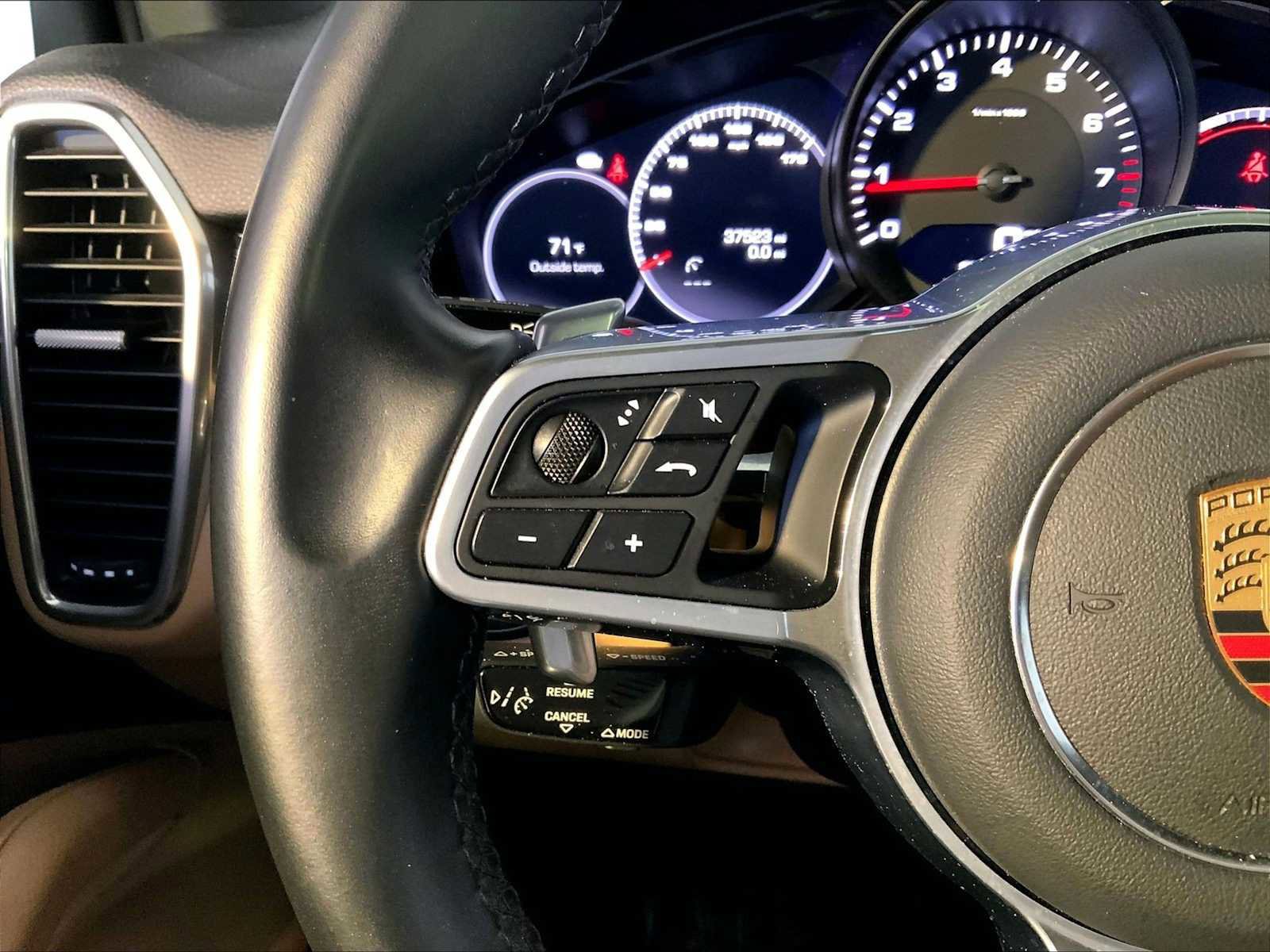 Certified 2021 Porsche Cayenne image 27