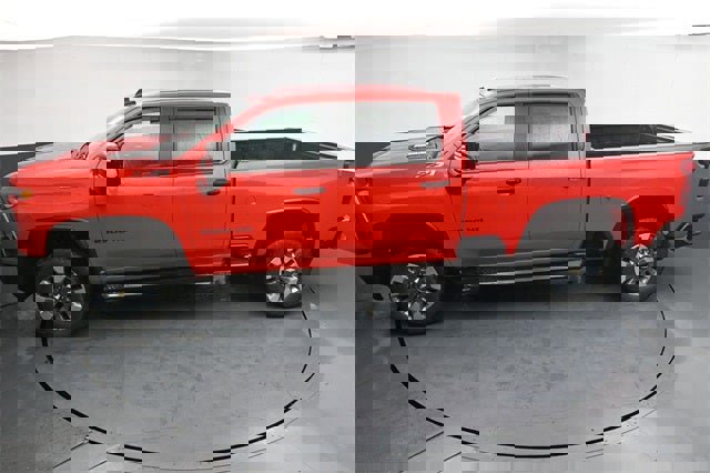 Used 2024 Chevrolet Silverado 2500 Custom w/ Custom Value Package image 24