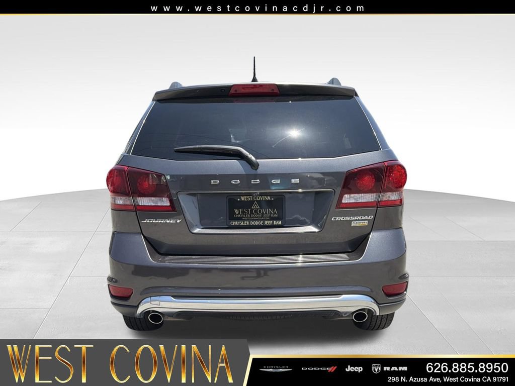 Used 2019 Dodge Journey Crossroad FWD image 9