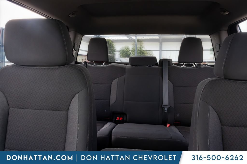 Used 2022 Chevrolet Silverado 1500 LT AWD/4WD image 15