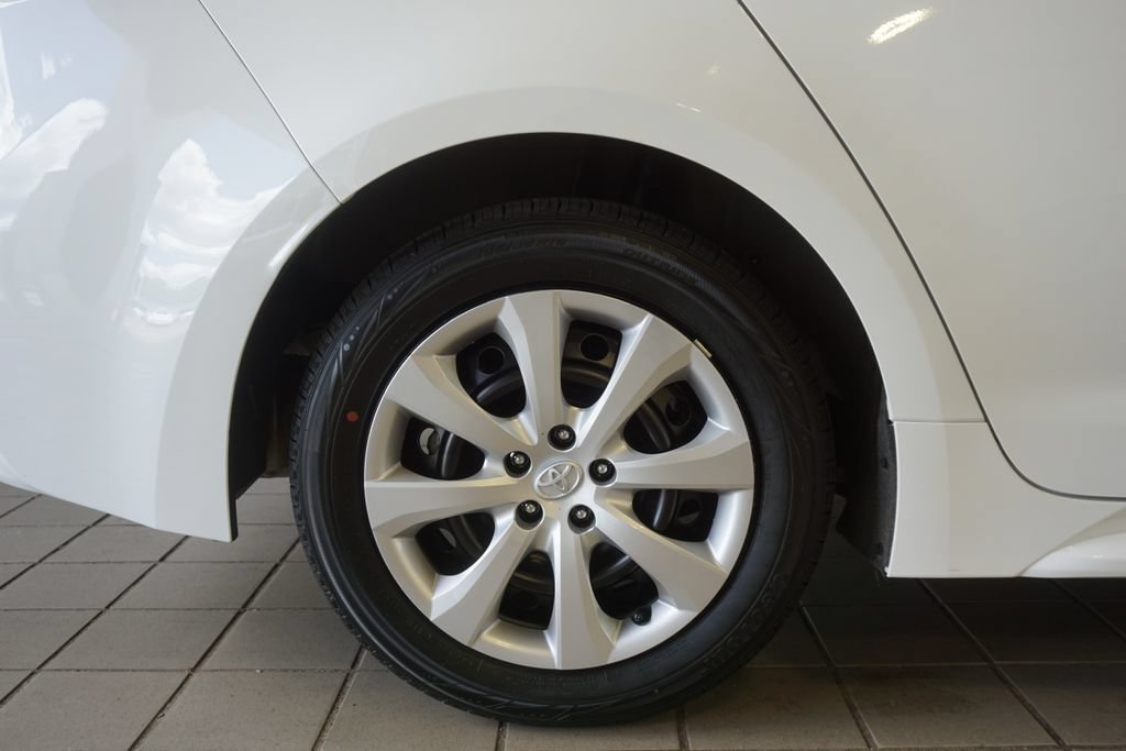 Certified 2024 Toyota Corolla LE FWD image 30