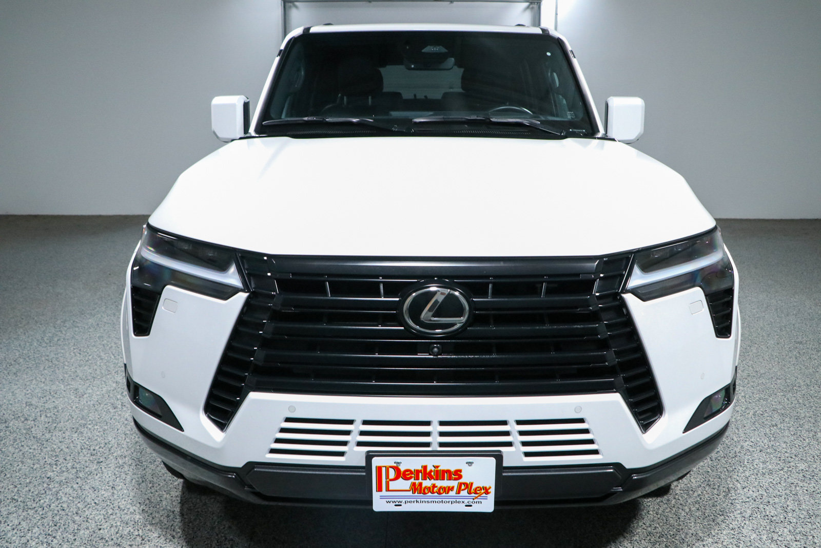 Used 2025 Lexus GX 550 w/ Accessory Package (2T) AWD/4WD image 4