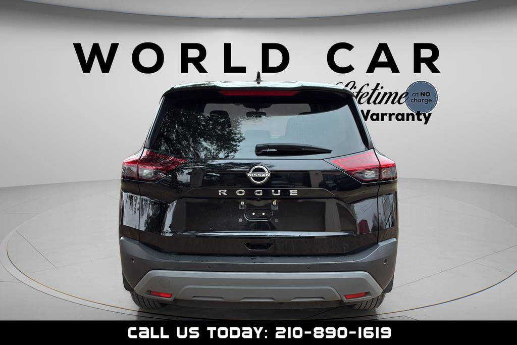 Used 2023 Nissan Rogue S image 13