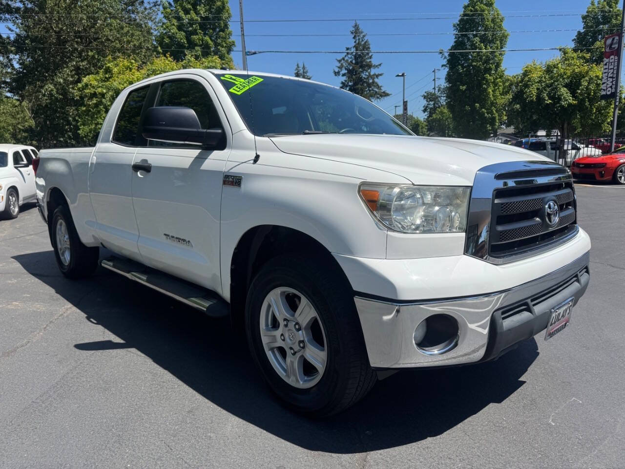 Used 2013 Toyota Tundra 4x4 Double Cab w/ SR5 Pkg image 6
