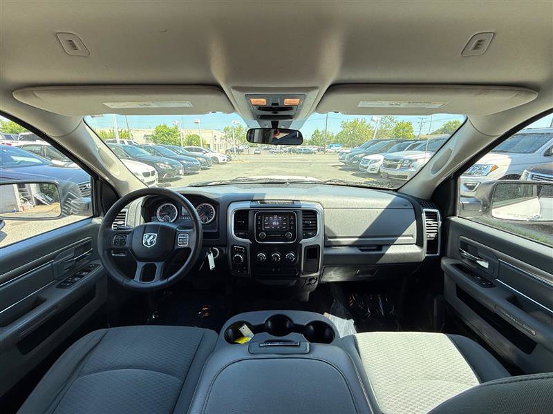 Used 2017 RAM 1500 Classic SLT AWD/4WD image 27