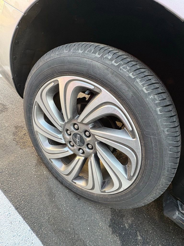 Used 2022 Lincoln Navigator Reserve image 28