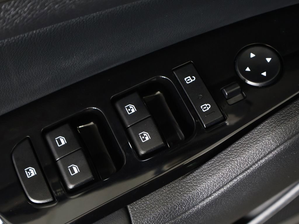 Used 2023 Kia Sportage X-Line AWD/4WD image 39