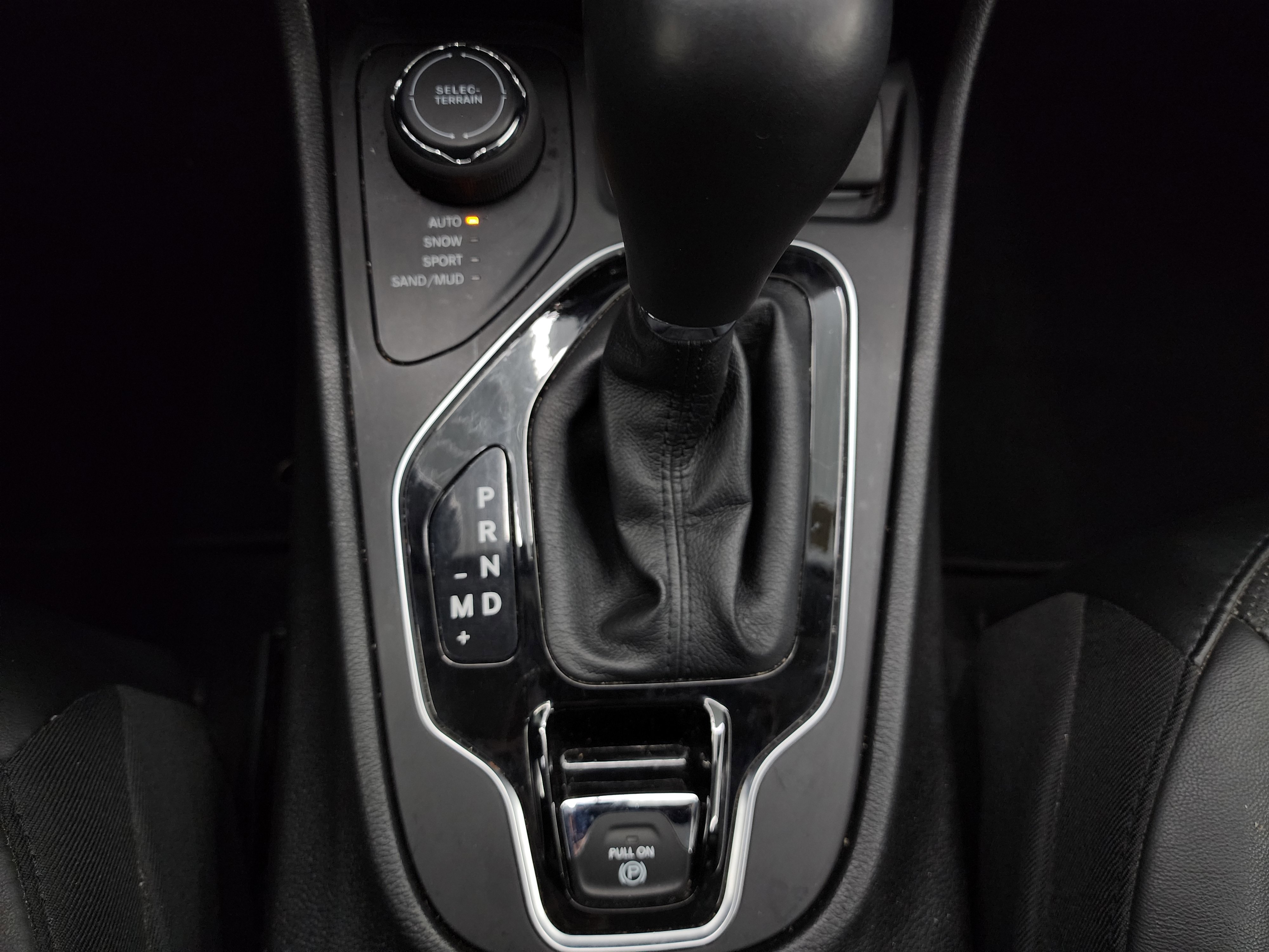 Used 2020 Jeep Cherokee Limited image 55