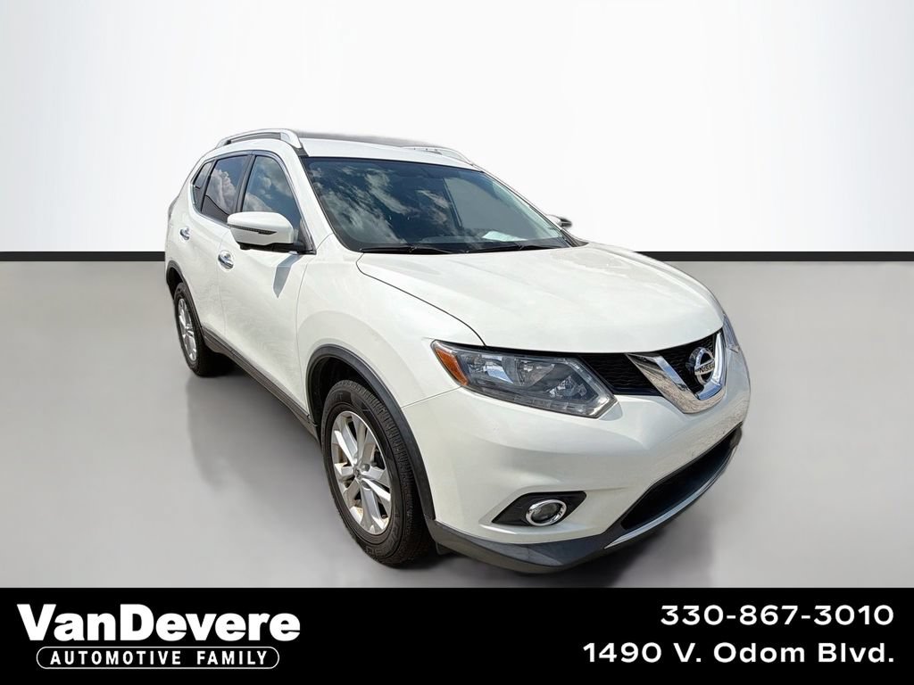 Used 2016 Nissan Rogue SV w/ SV Premium Package