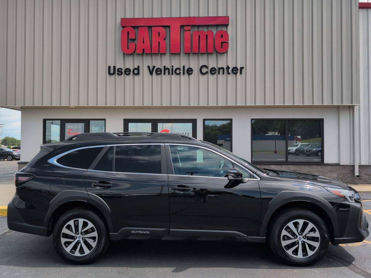 Used 2023 Subaru Outback Premium