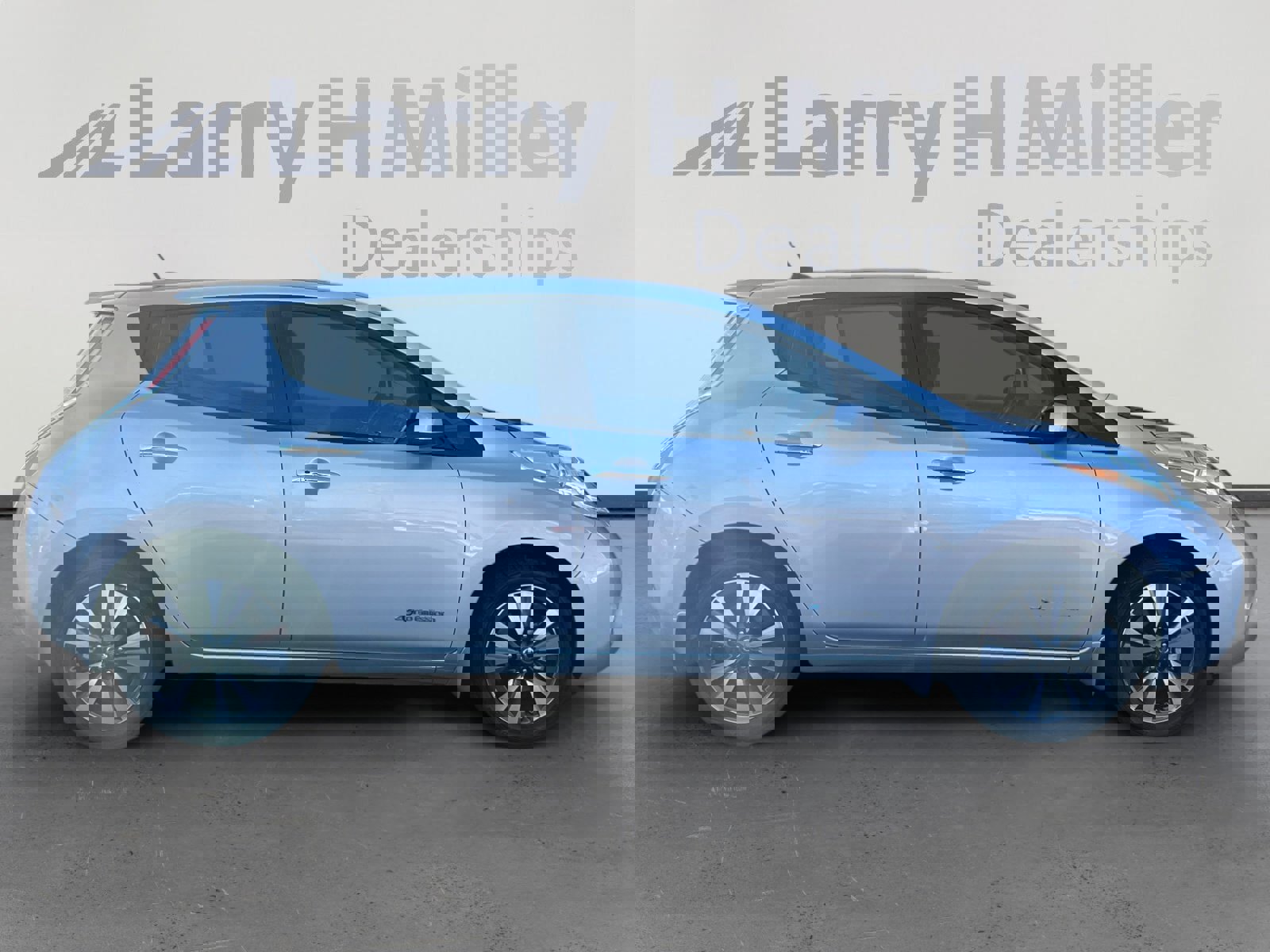 Used 2016 Nissan Leaf SV image 7