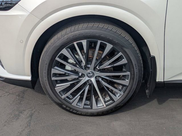 Used 2025 Lexus RX 350 w/ Convenience Package image 9