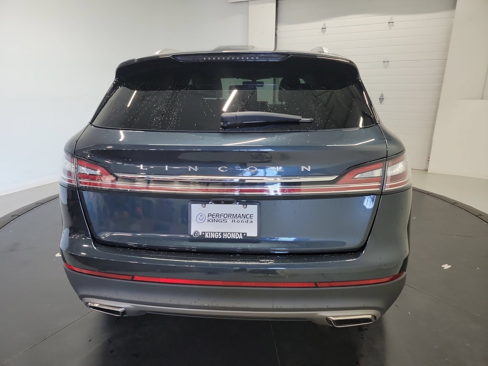 Used 2022 Lincoln Nautilus Reserve w/ Equipment Group 201A AWD/4WD image 8