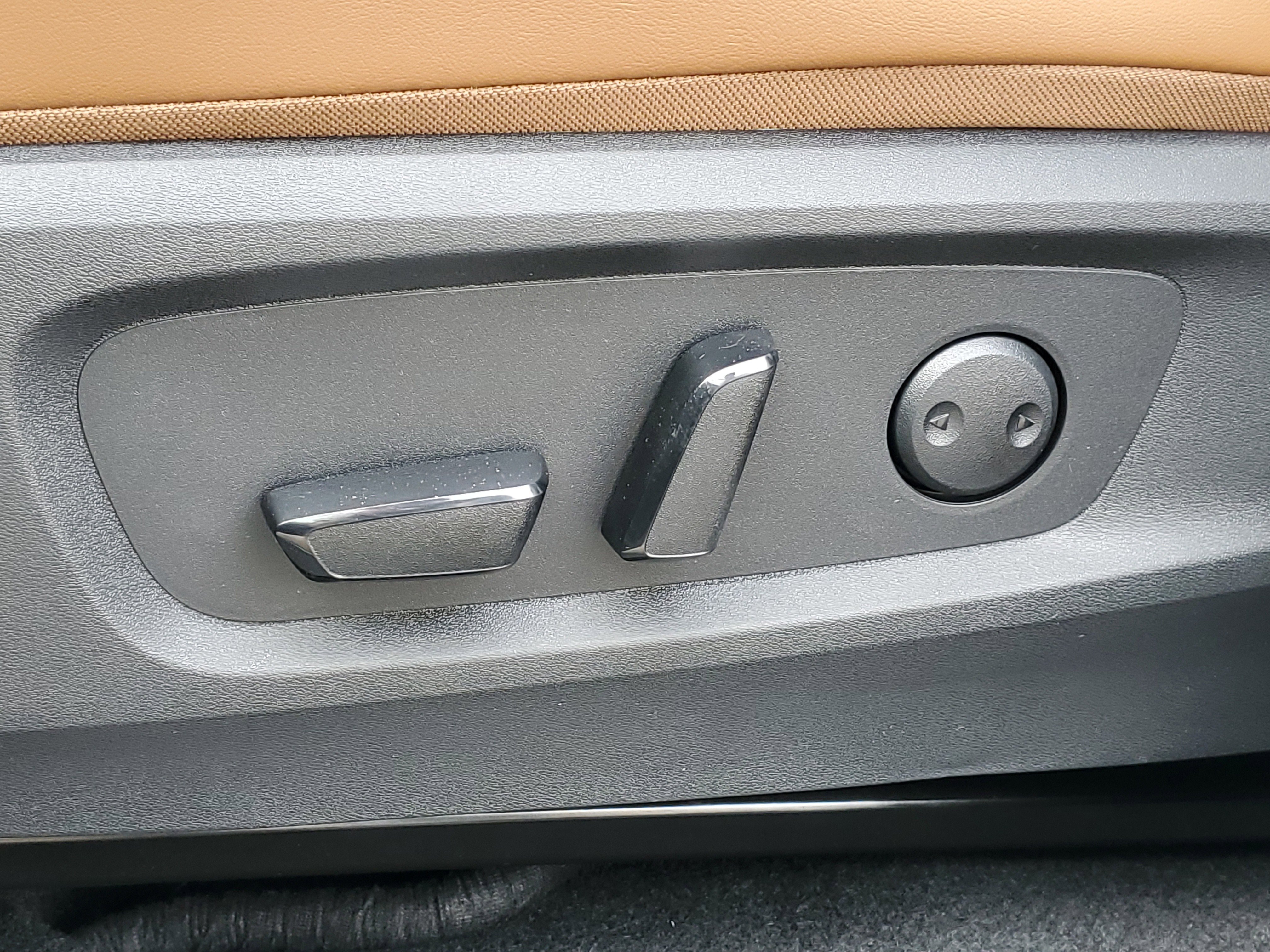 New 2026 Nissan Pathfinder Platinum image 6