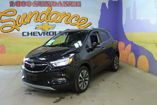 Used 2020 Buick Encore Essence AWD/4WD image 2