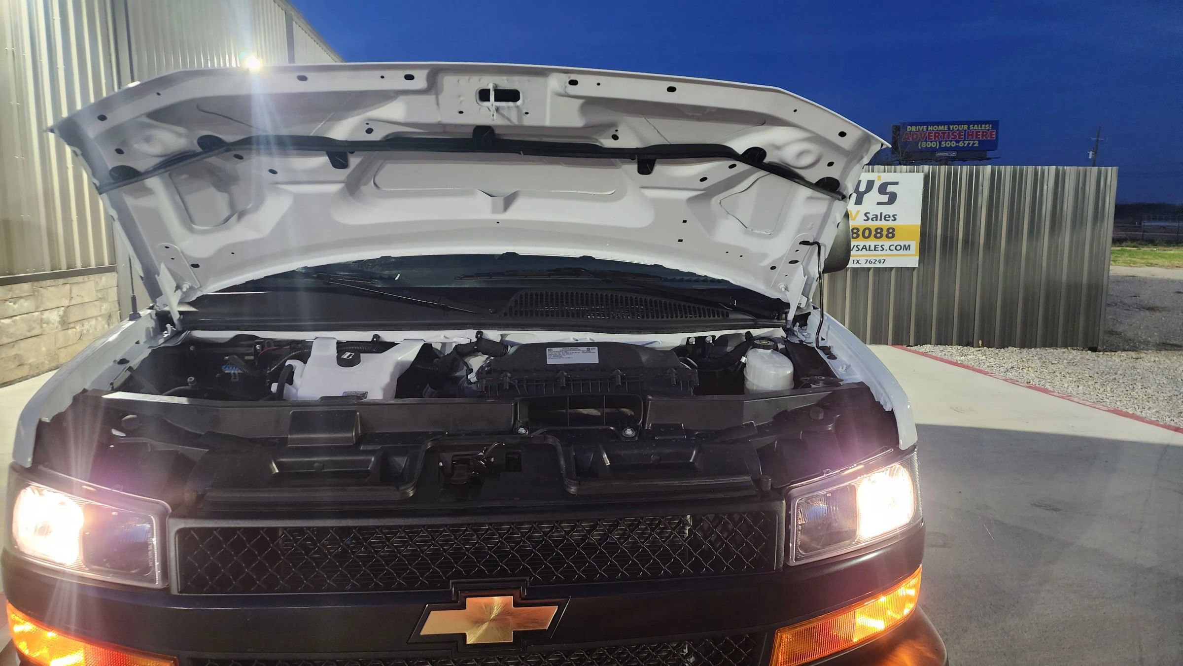 Used 2024 Chevrolet Express 2500 w/ Driver Convenience Package image 32