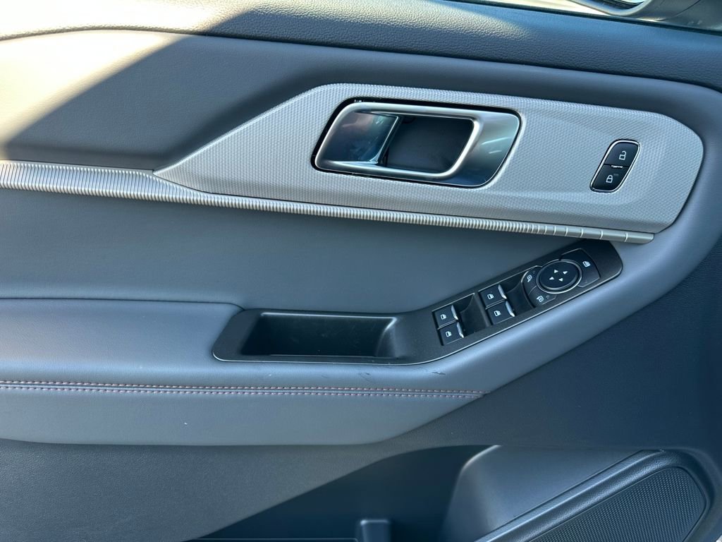 New 2026 Ford Explorer Active image 11