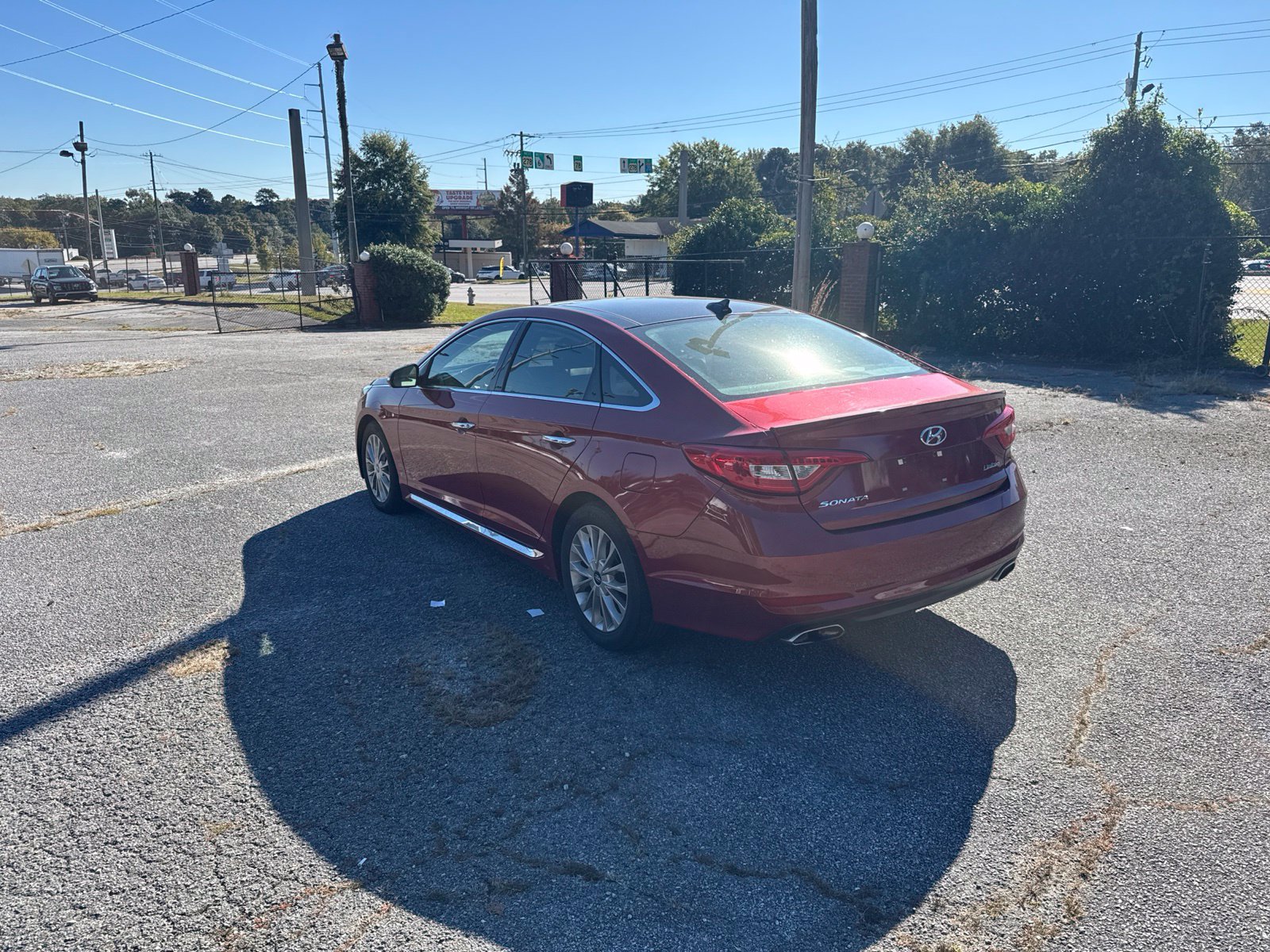 Used 2015 Hyundai Sonata Limited w/ Option Group 05 FWD image 3
