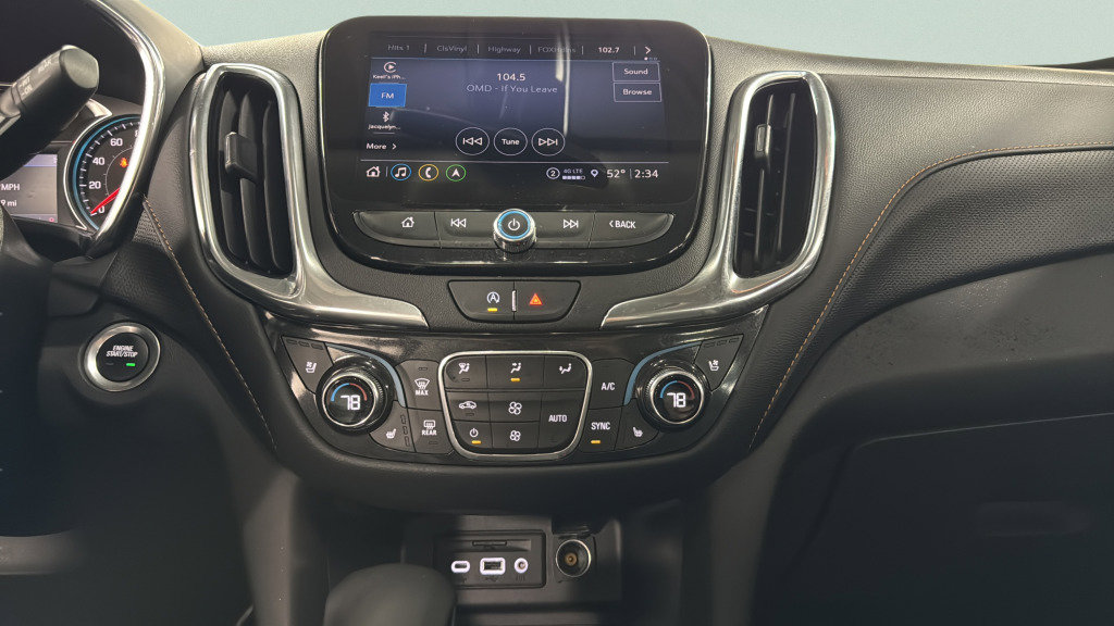 Used 2022 Chevrolet Equinox Premier image 36