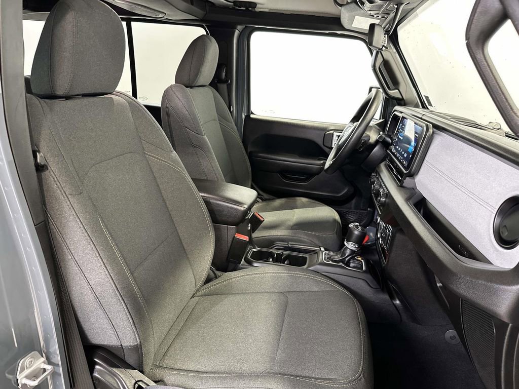 Certified 2025 Jeep Wrangler Sport image 12