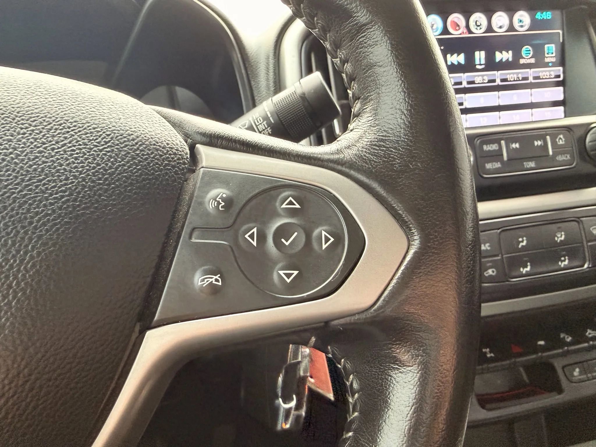 Used 2018 Chevrolet Colorado ZR2 image 14