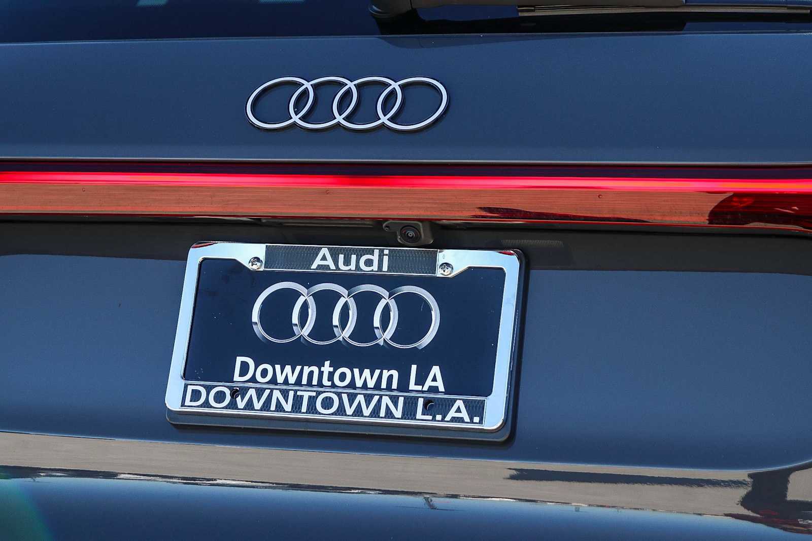 Used 2025 Audi Q6 e-tron Premium w/ Convenience Package image 11