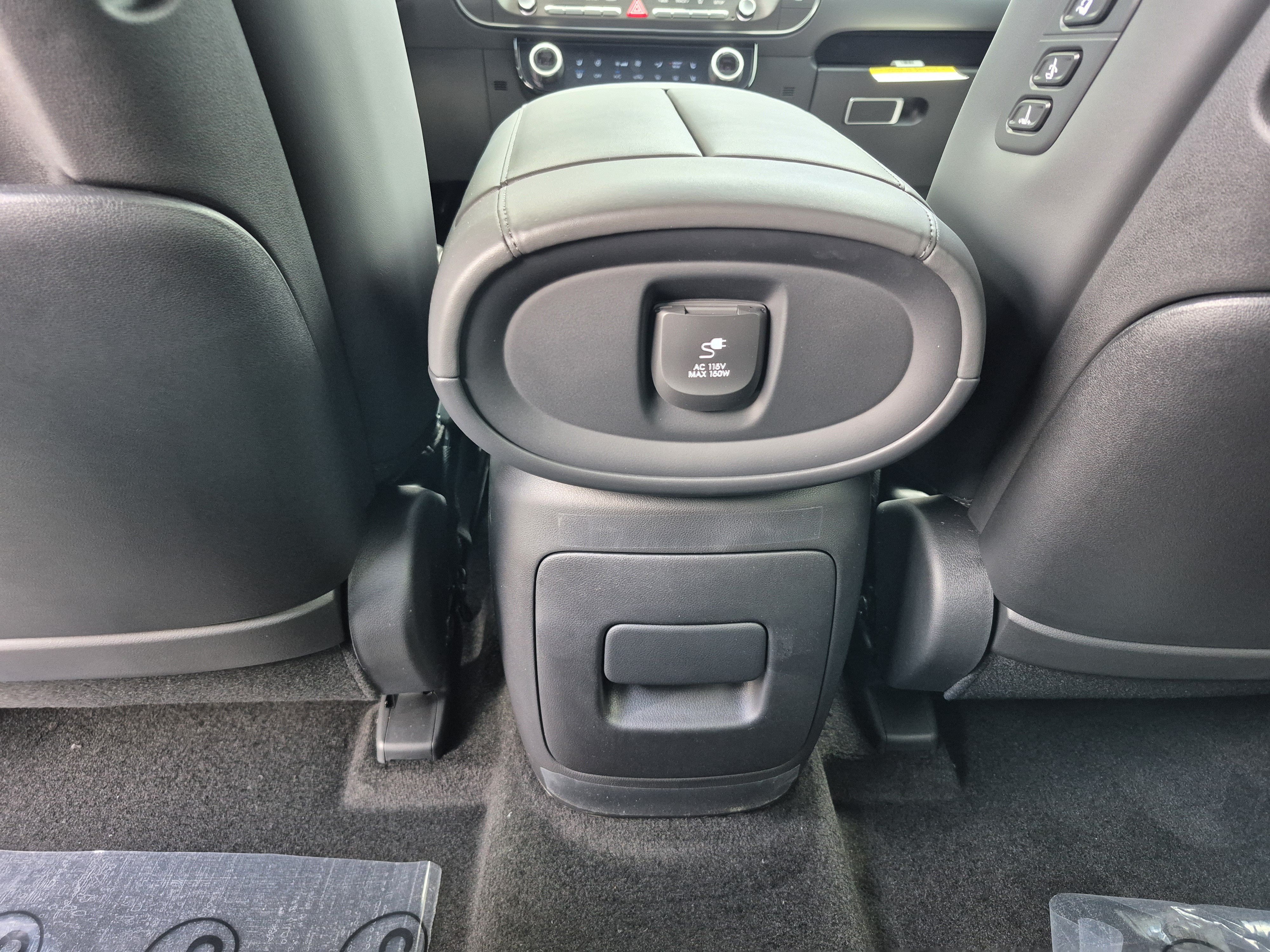 New 2026 Hyundai Palisade Calligraphy FWD image 15