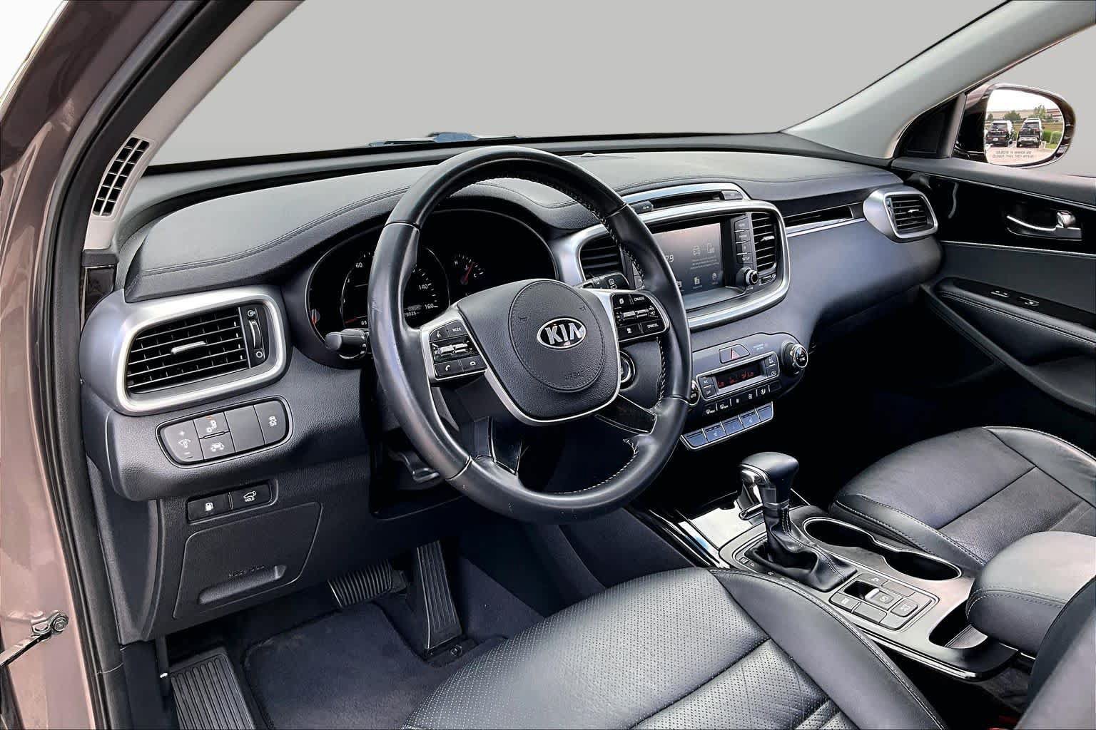 Used 2019 Kia Sorento EX FWD image 17