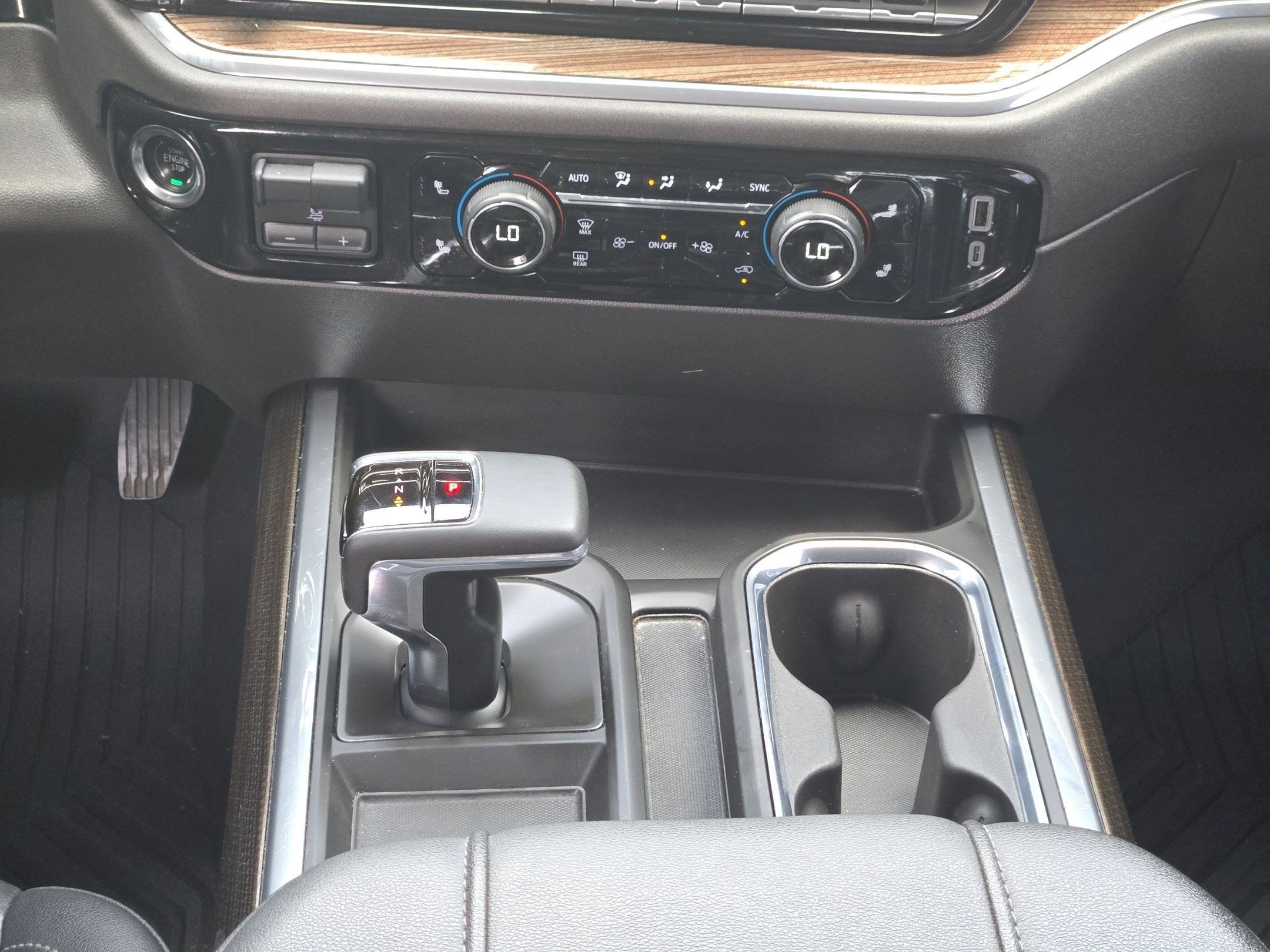 Certified 2024 Chevrolet Silverado 1500 LT Trail Boss w/ Convenience Package II AWD/4WD image 17