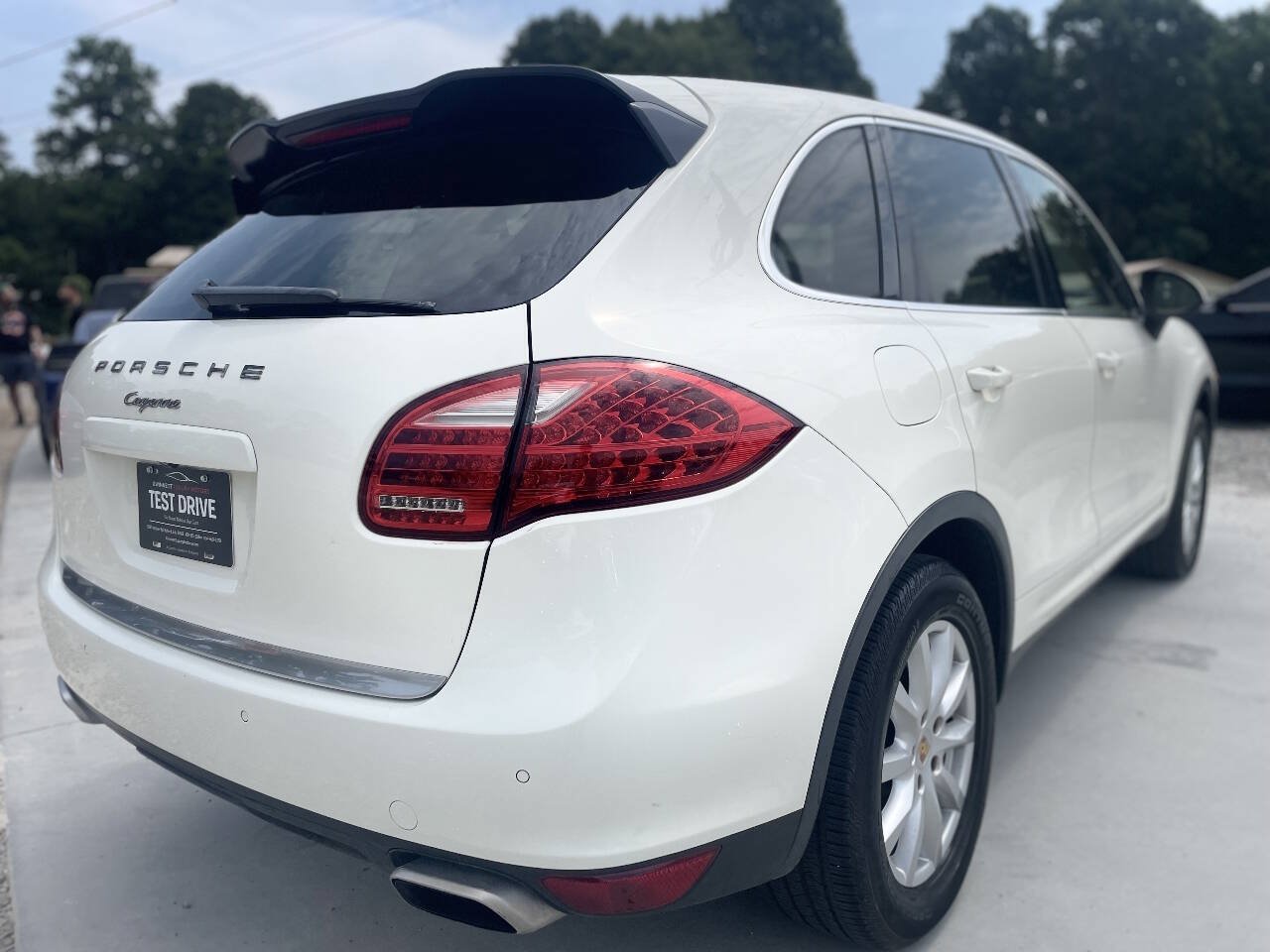 Used 2012 Porsche Cayenne AWD/4WD image 11