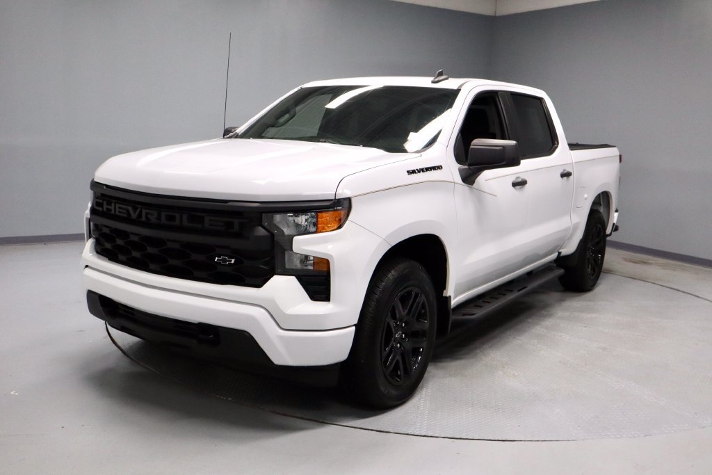 Used 2023 Chevrolet Silverado 1500 Custom w/ LPO, Dark Essentials Package AWD/4WD image 6