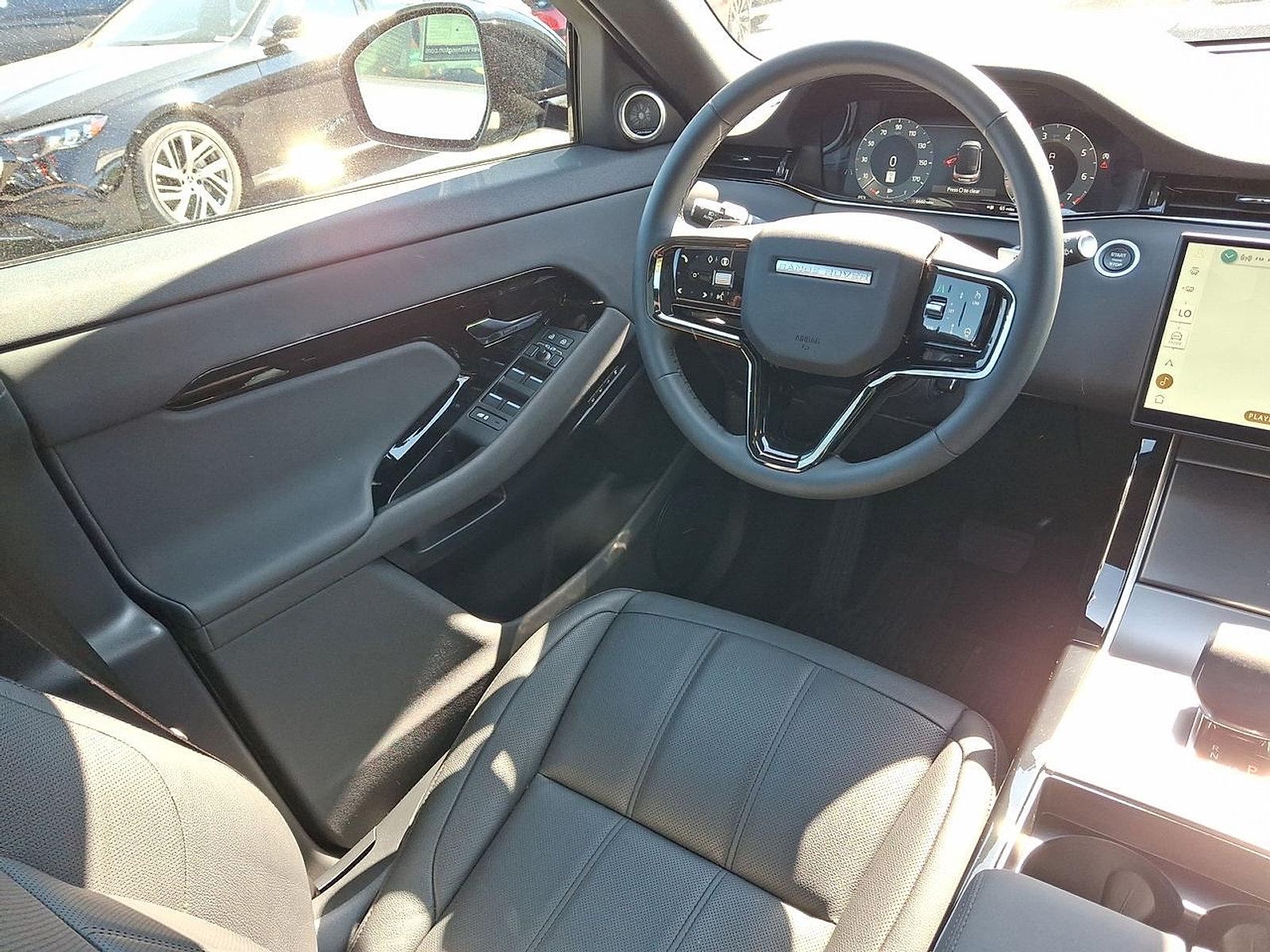 Certified 2026 Land Rover Range Rover Evoque S AWD/4WD image 15