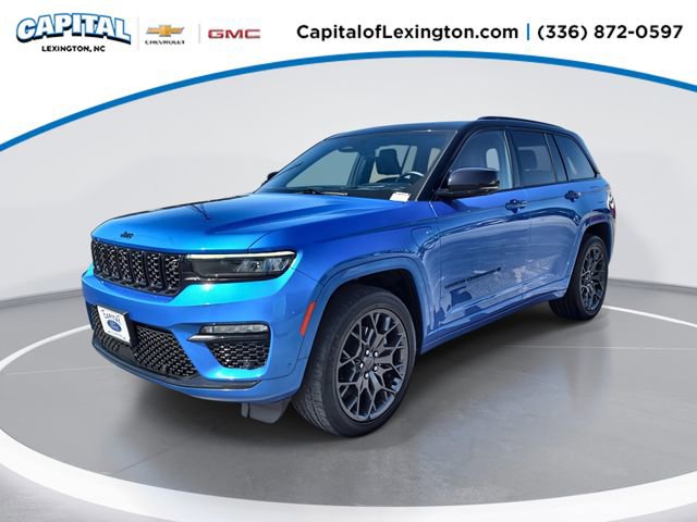 Used 2023 Jeep Grand Cherokee Summit AWD/4WD image 1