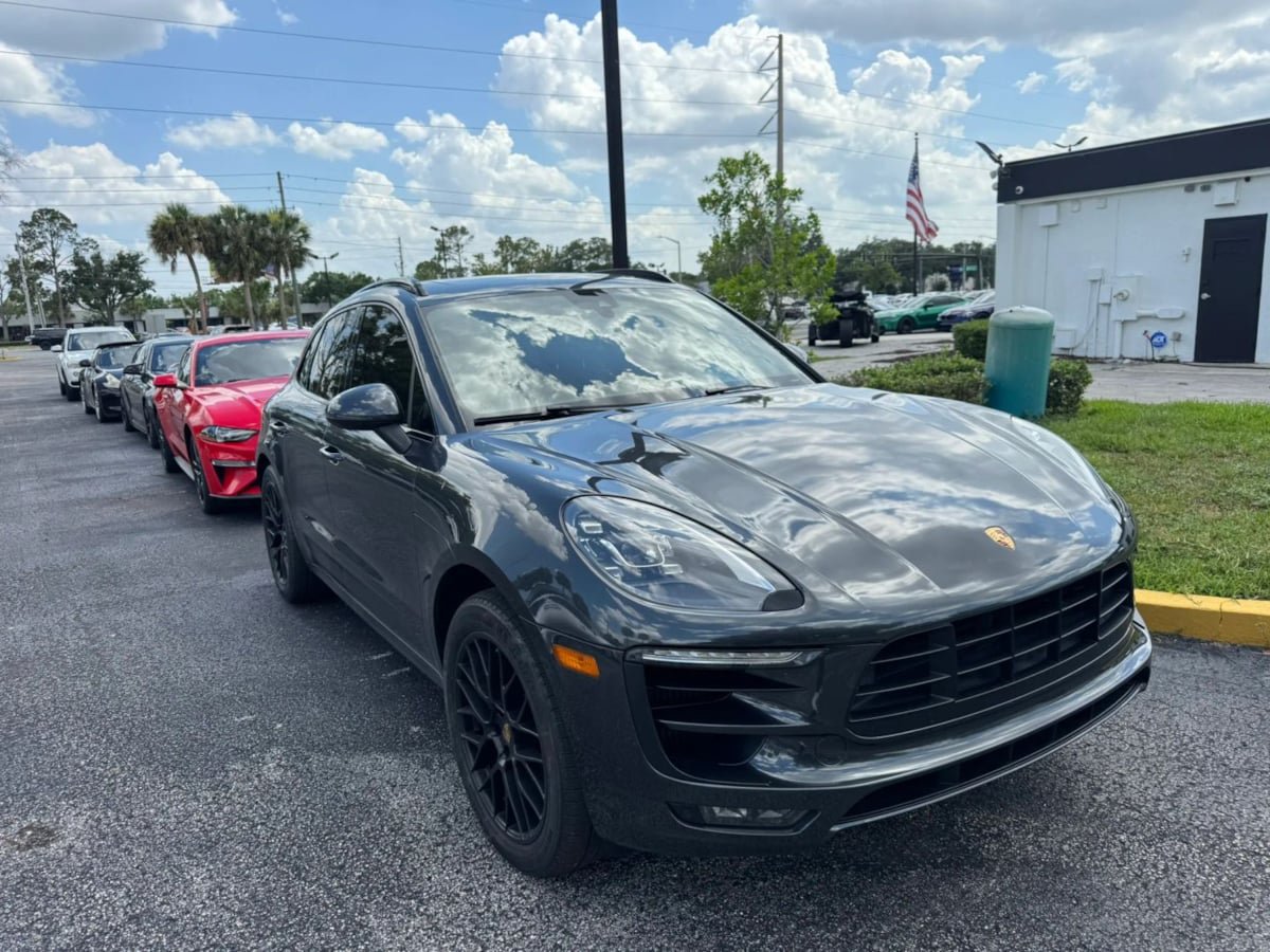 Used 2018 Porsche Macan GTS AWD/4WD image 3