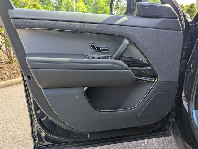Used 2025 Land Rover Range Rover Sport S image 25