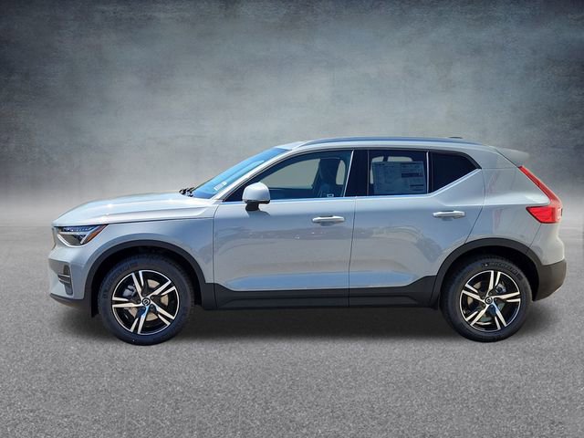 New 2025 Volvo XC40 B5 Core w/ Protection Package Premier AWD/4WD image 4