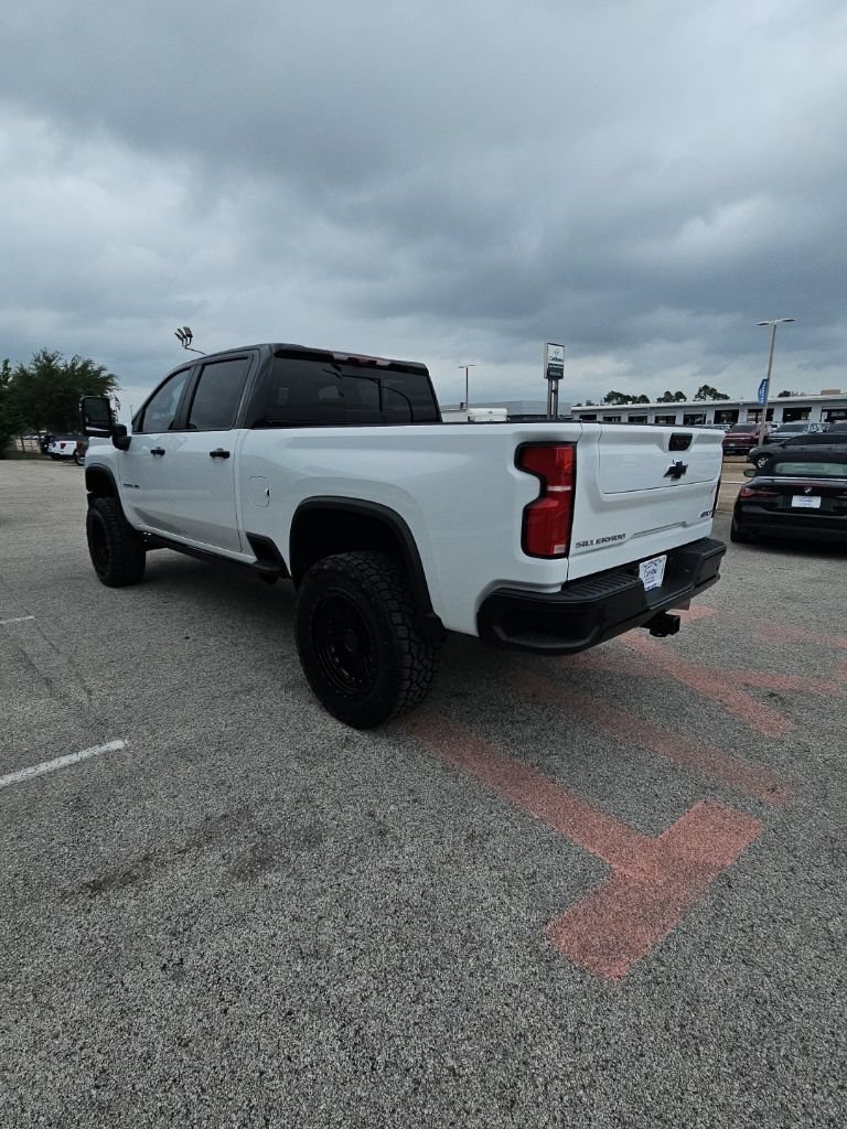 Used 2026 Chevrolet Silverado 2500 ZR2 AWD/4WD image 6