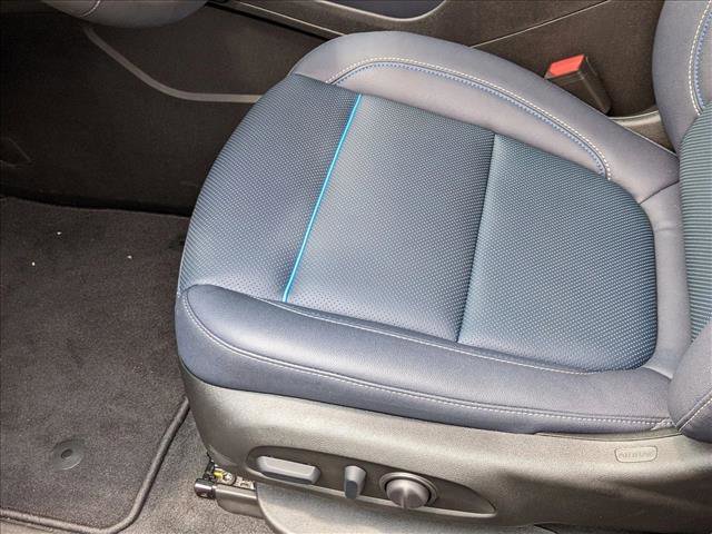 New 2025 Chevrolet Blazer RS w/ LPO, 'HIT The Road' Package FWD image 4