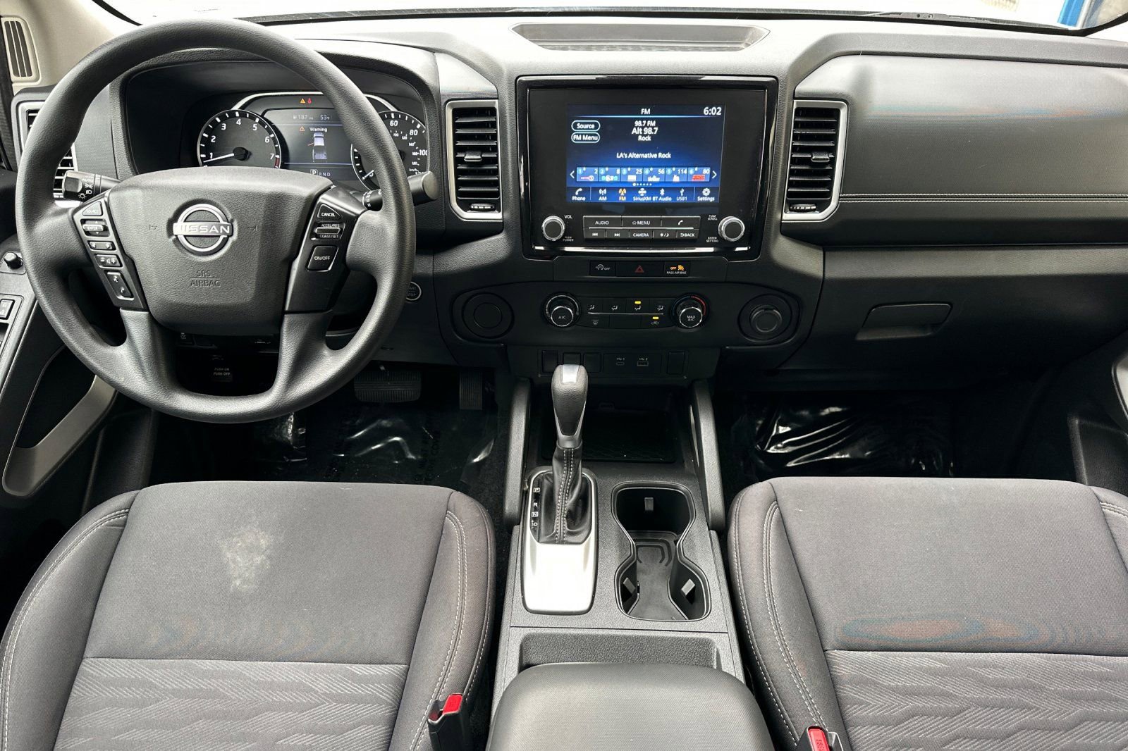 Used 2023 Nissan Frontier SV w/ Tow Package image 16