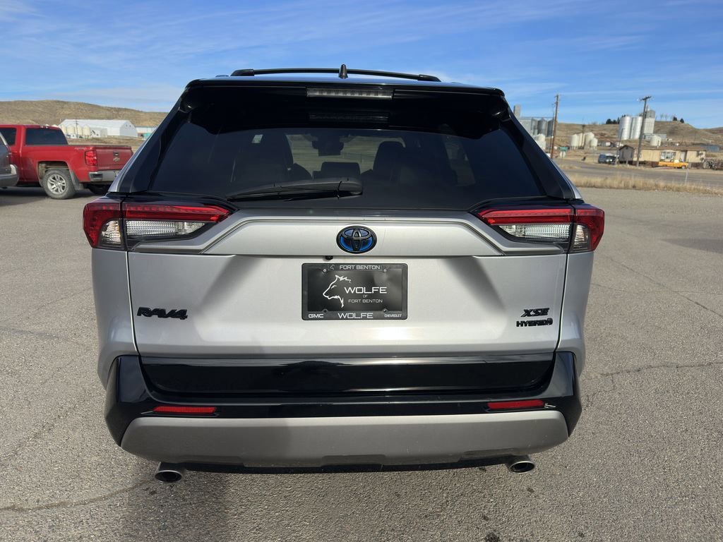 Used 2022 Toyota RAV4 XSE image 6