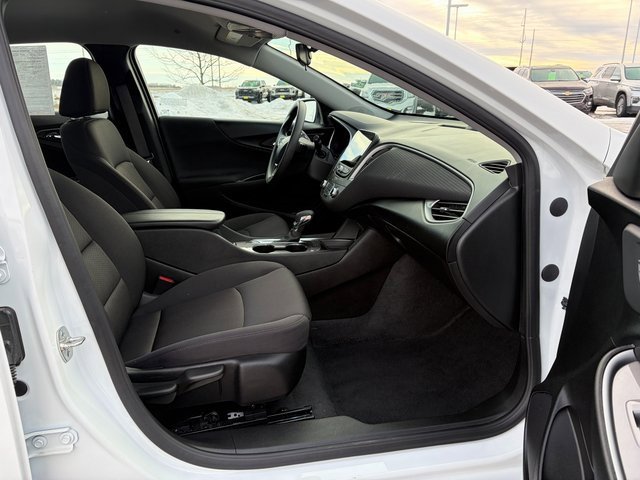 Used 2025 Chevrolet Malibu LT image 15