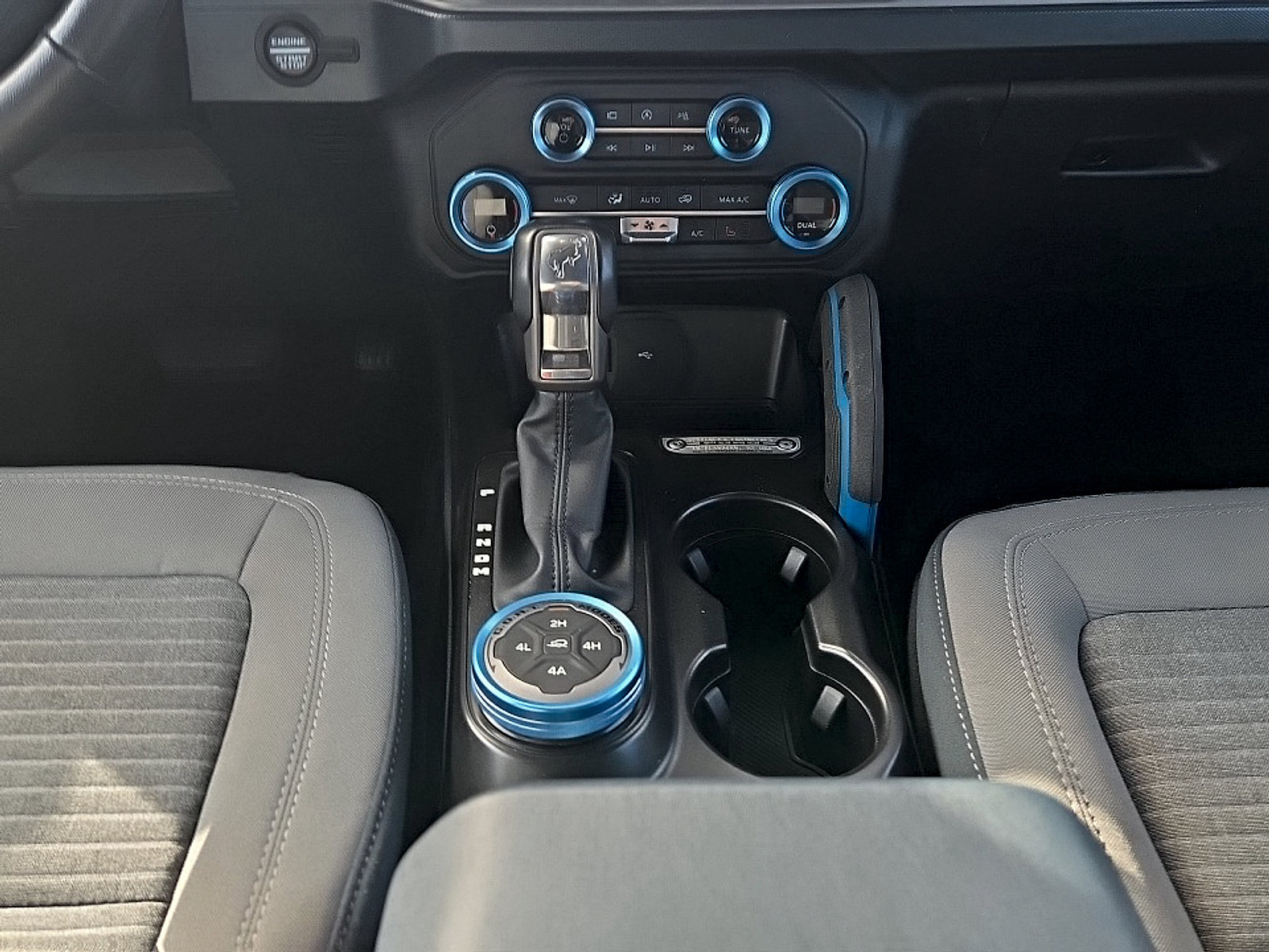 Certified 2023 Ford Bronco Outer Banks w/ Sasquatch Package AWD/4WD image 20