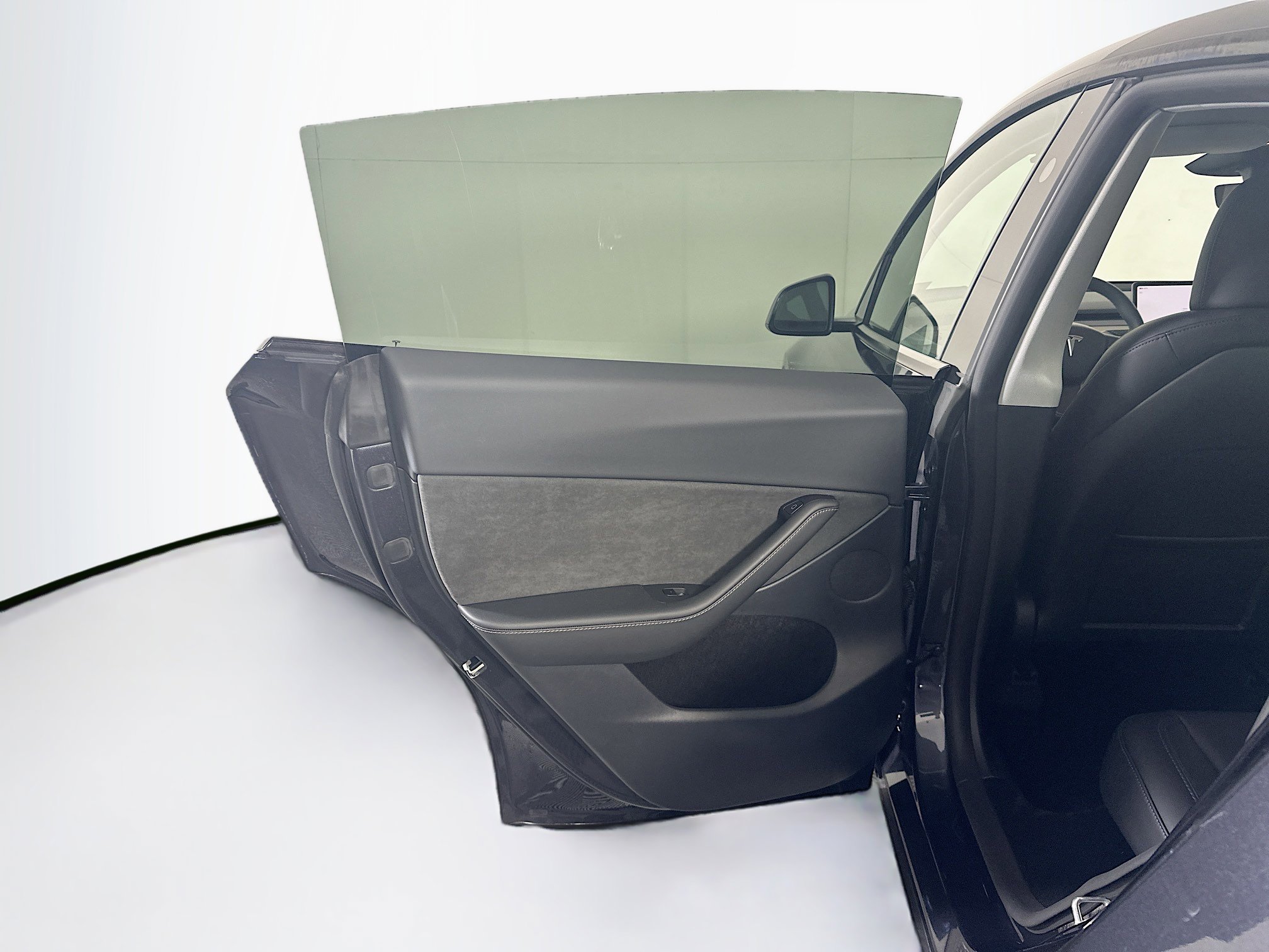 Used 2025 Tesla Model Y Long Range image 27