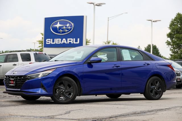Used 2023 Hyundai Elantra SEL FWD image 1